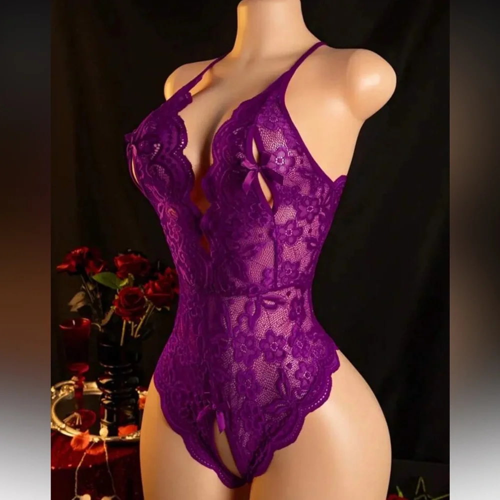 Brazilian Nights Lace Cut-Out Plunge Teddy NEW 🏷️